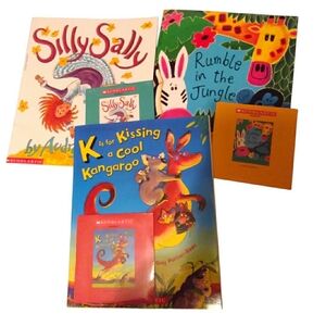 SCHOLASTIC AUDIO Book And CD Set (3)